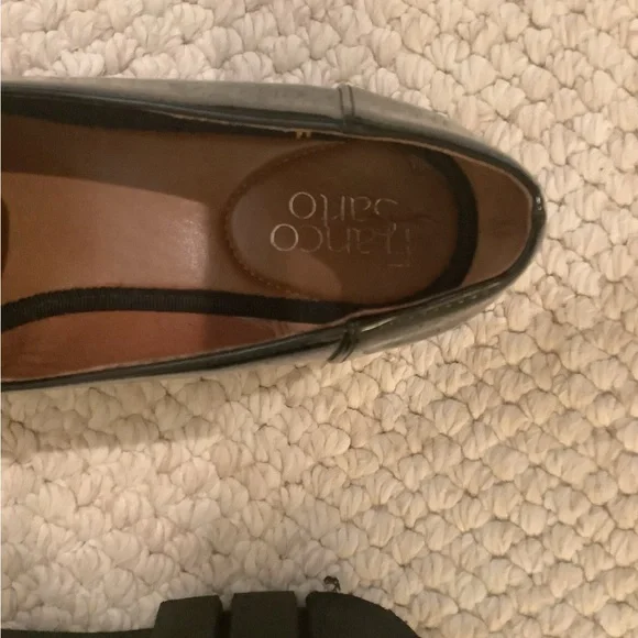 Franco Sarto women black patent leather loafer gently used - Picture 2 of 2